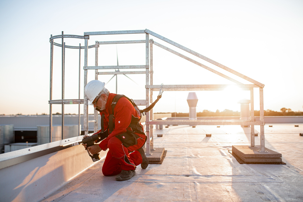 villamvedelmimegoldasok